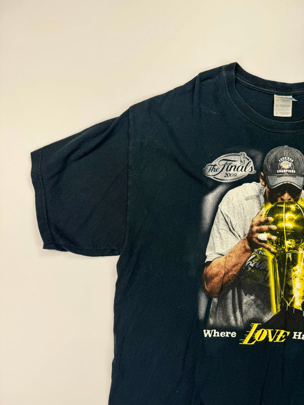 Gildan: Kobe Bryant Lakers Championship T-Shirt: XL