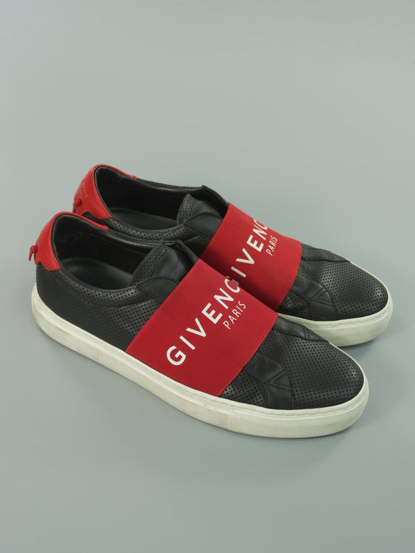 Givenchy Urban Street Low Perforated Black Red : 42